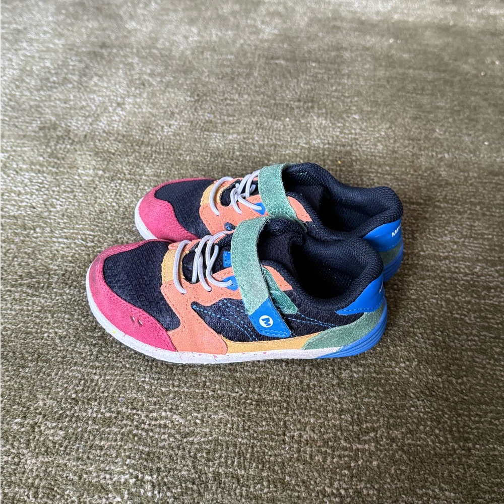Merrell toddler barefoot sneakers size 10